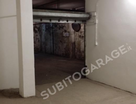 Garage a Roma (RM) 2